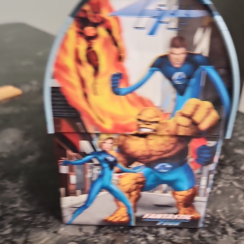 Marvel Fantastic Four Blue and Orange Lunchbox - Picture 3 of 5